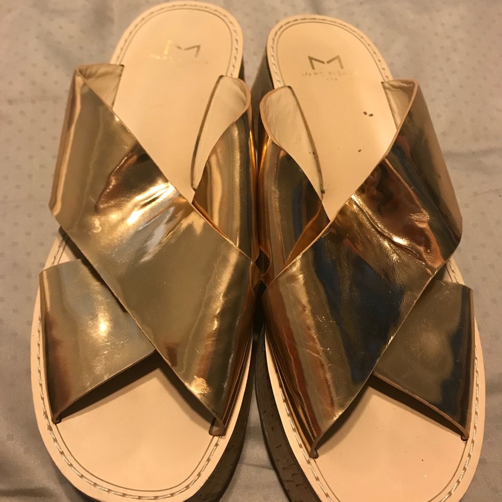 Platform sandals